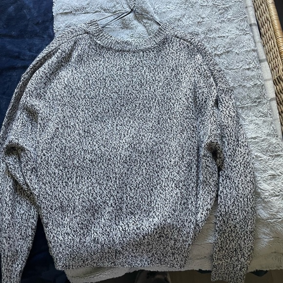 Cropped knot top - Picture 2 of 2